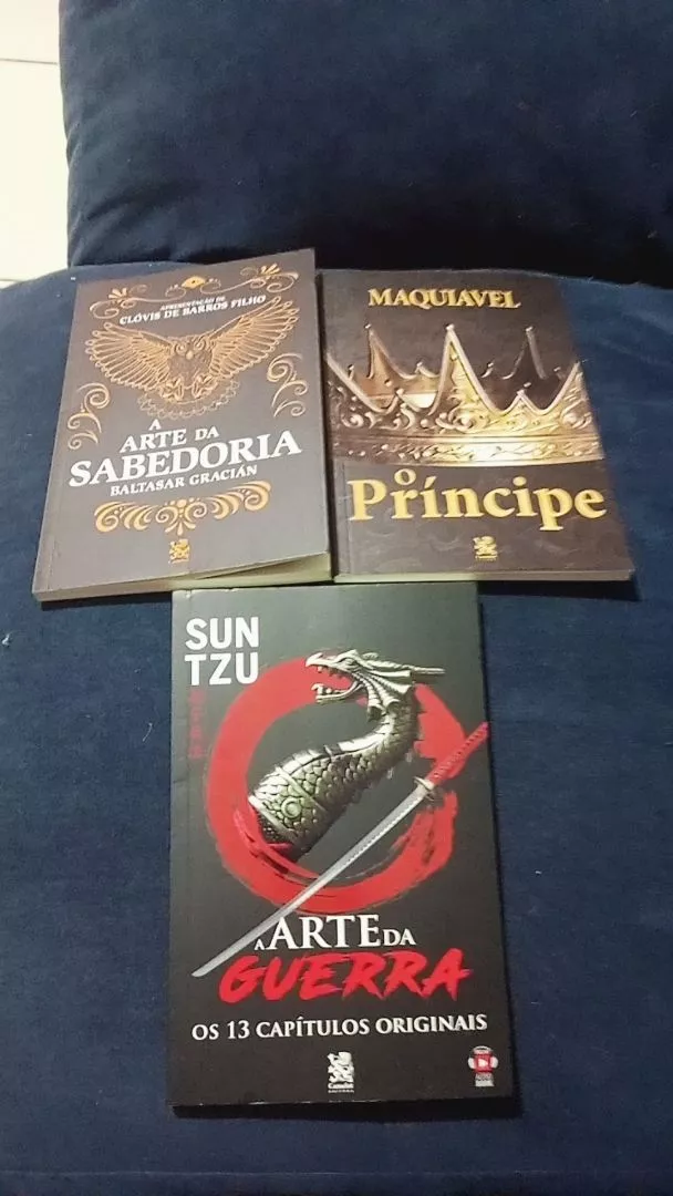 Foto dos livros do Combo Estratégia